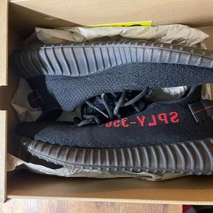 Yeezy Boost 350 V2 ‘CBlack’